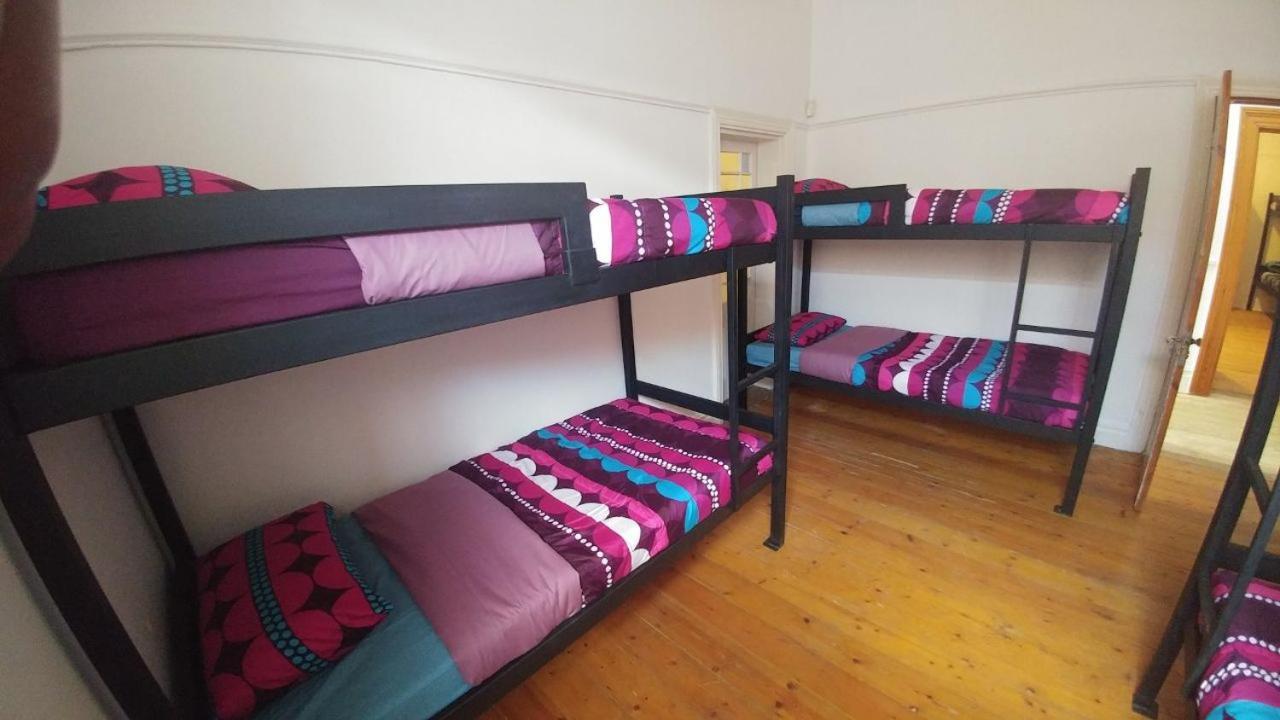 Spacious Backpacker Accommodation Cape Town Bagian luar foto