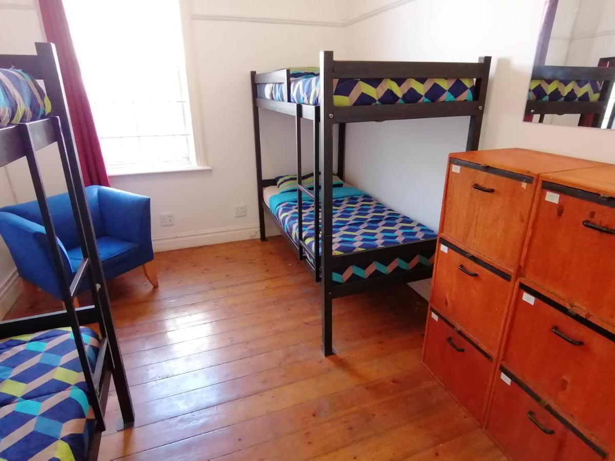 Spacious Backpacker Accommodation Cape Town Bagian luar foto