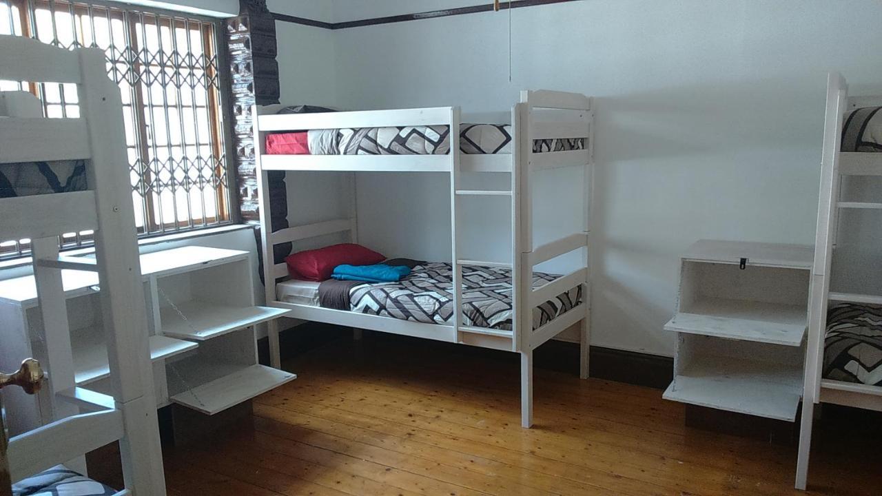 Spacious Backpacker Accommodation Cape Town Bagian luar foto